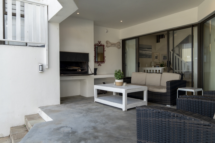 5 Bedroom Property for Sale in St Francis Bay Village Eastern Cape